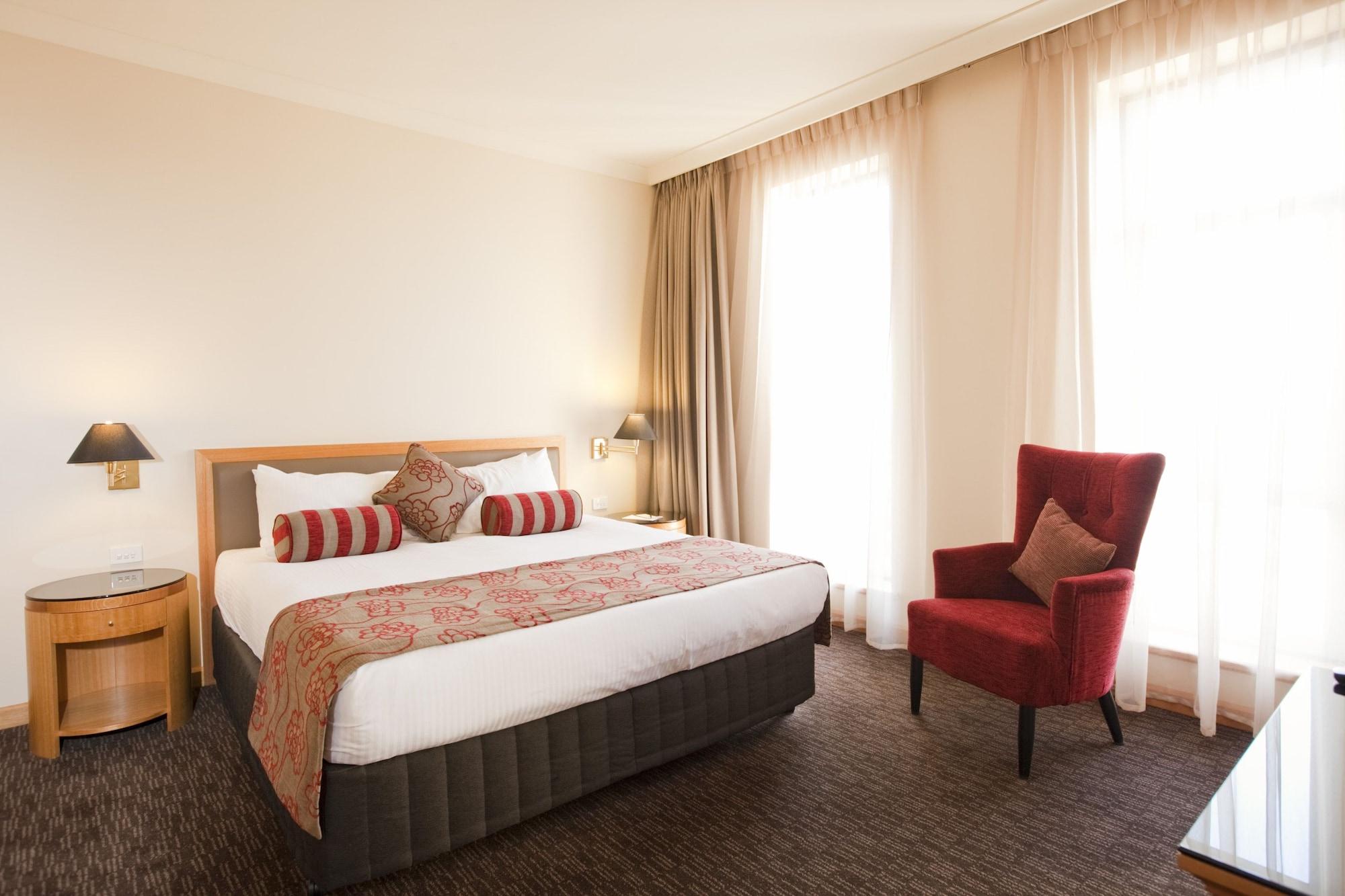 Duxton Hotel Perth Esterno foto A room at the hotel