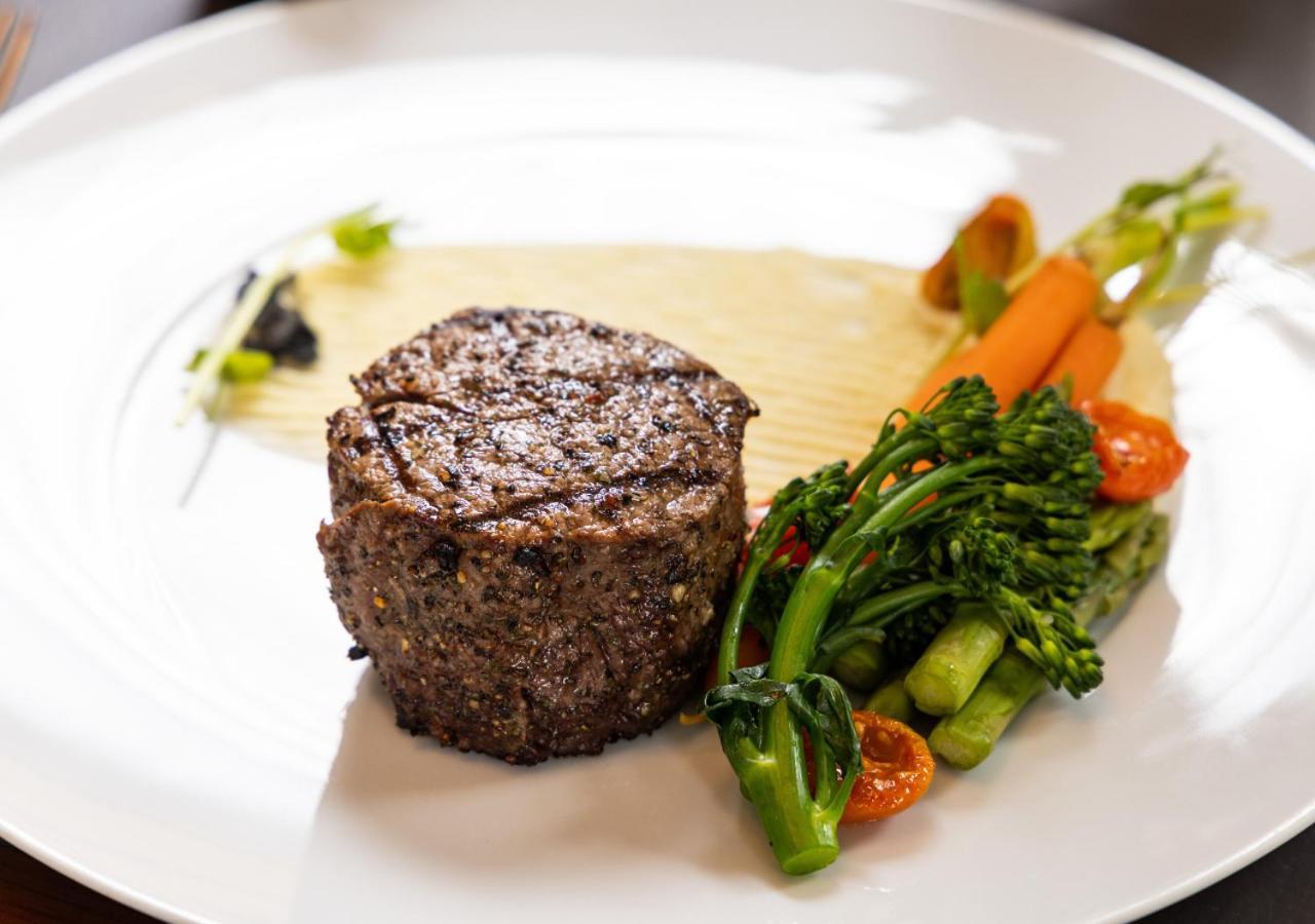 Duxton Hotel Perth Esterno foto A steak prepared using the dry-aging technique